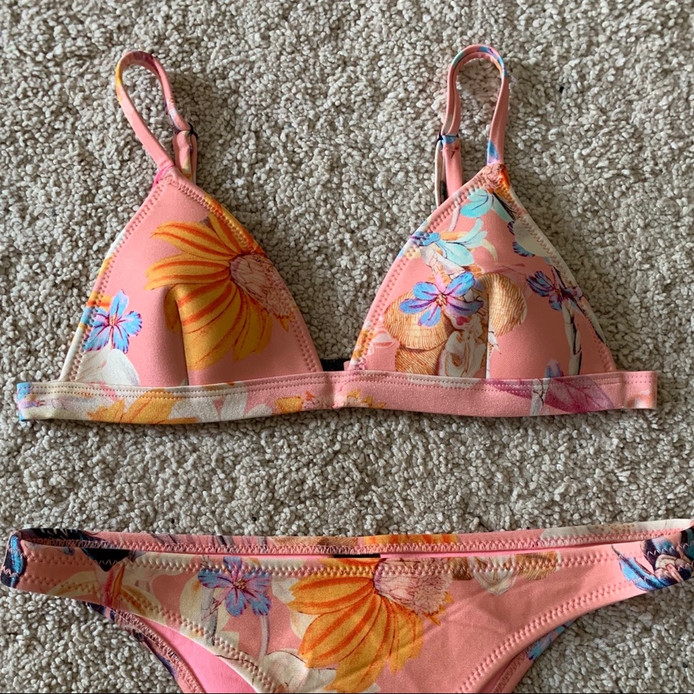 TRIANGL pink floral bikini